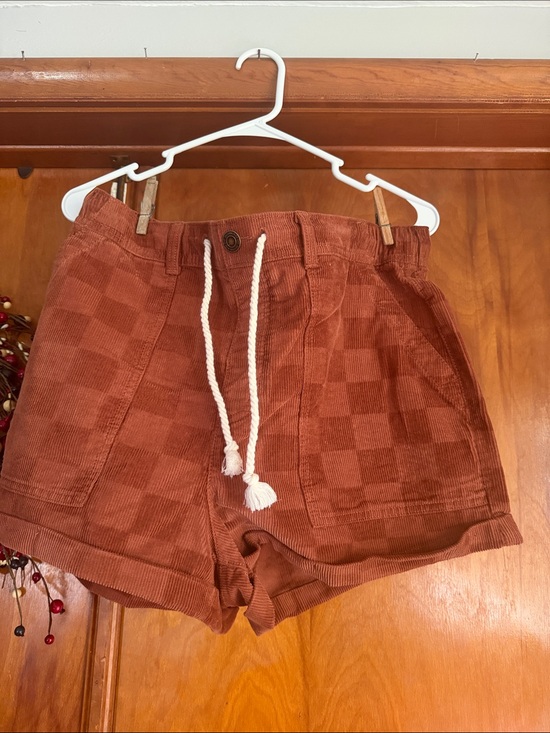 SO Pants - SO High-Waist Checker Corduroy Shorts in Rust with White Drawstring